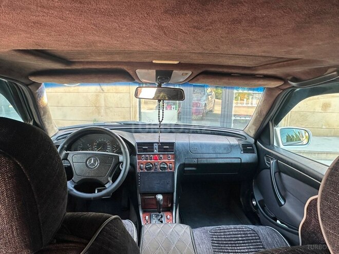 Mercedes C 200-7