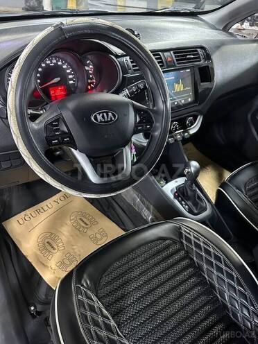 Kia Rio-7