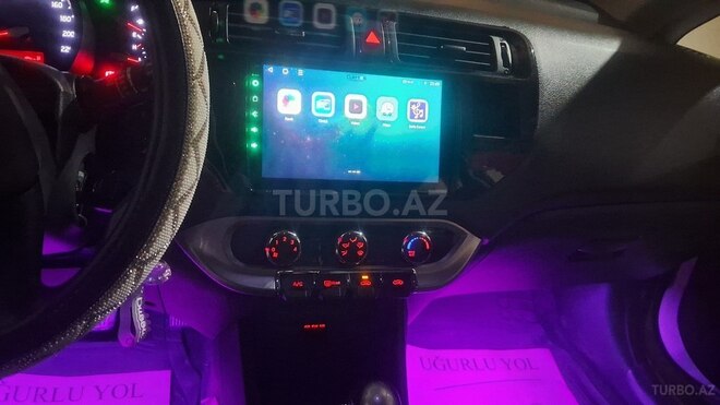 Kia Rio-15
