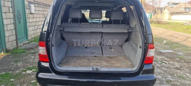 Mercedes ML 350-12