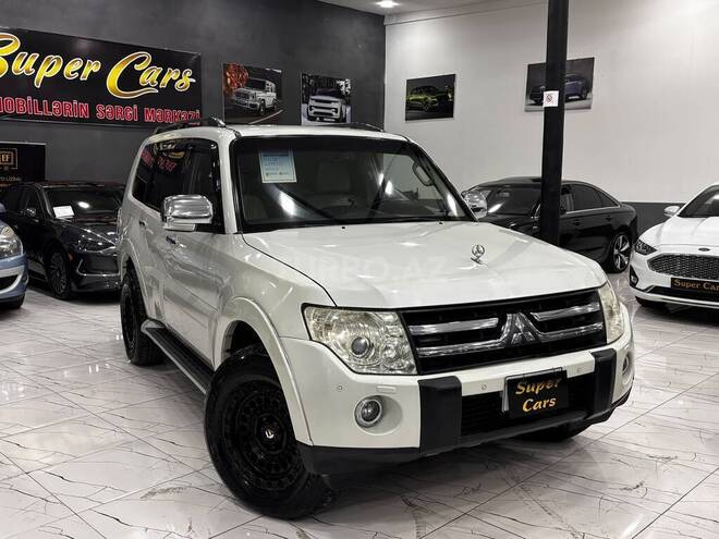 Mitsubishi Pajero-2