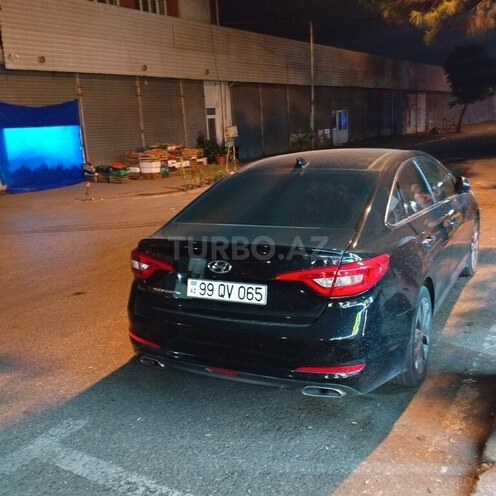 Hyundai Sonata-2