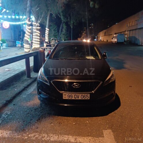 Hyundai Sonata-1