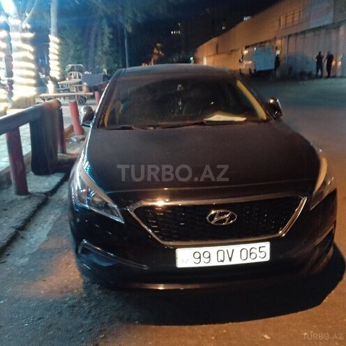 Hyundai Sonata-18