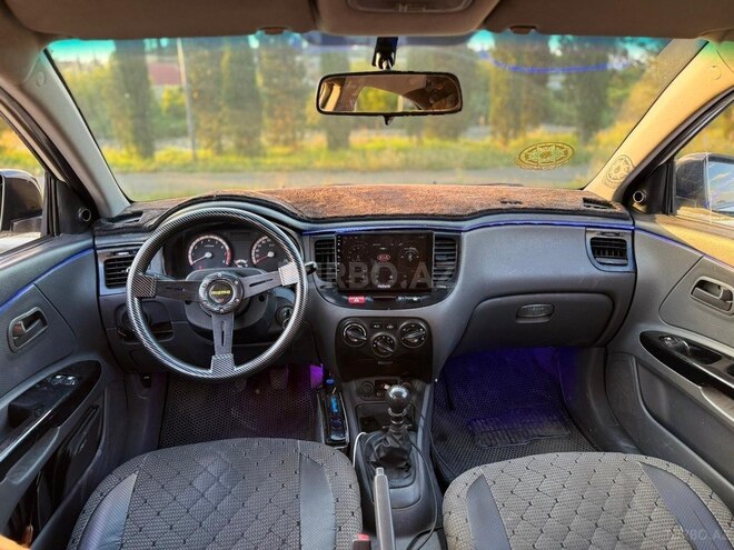 Kia Rio-8
