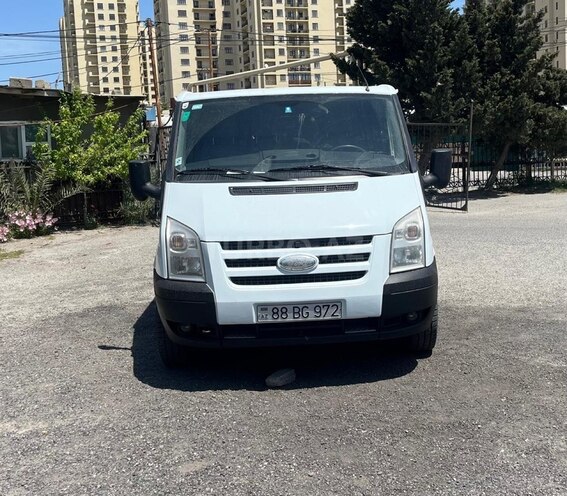 Ford Transit-1
