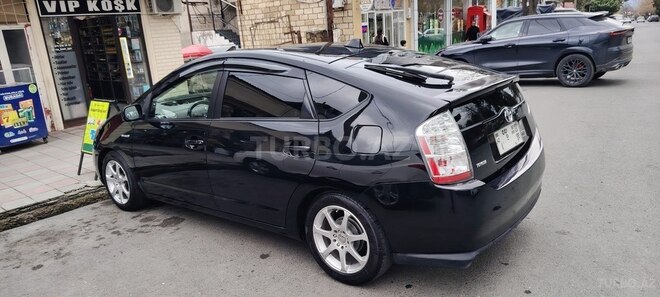 Toyota Prius-3