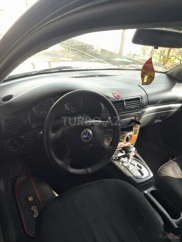 Volkswagen Passat-3