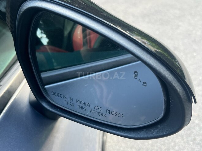 Kia K5-17
