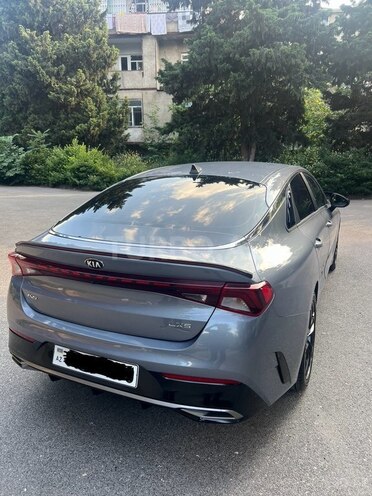 Kia K5-16