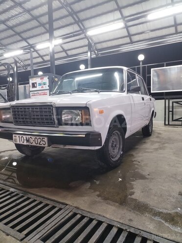 LADA (VAZ) 2107-4