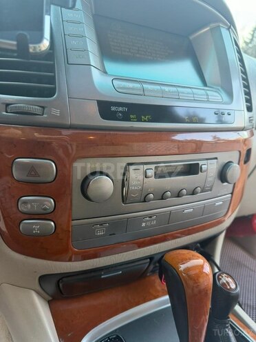 Lexus LX 470-18