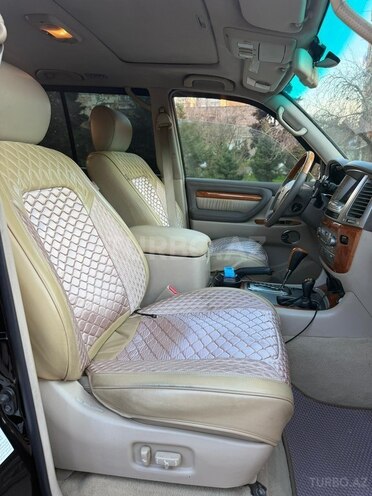 Lexus LX 470-16