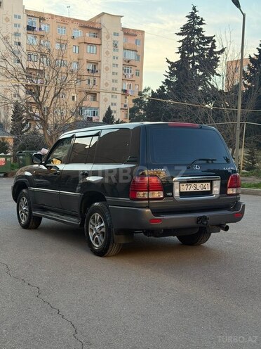 Lexus LX 470-5