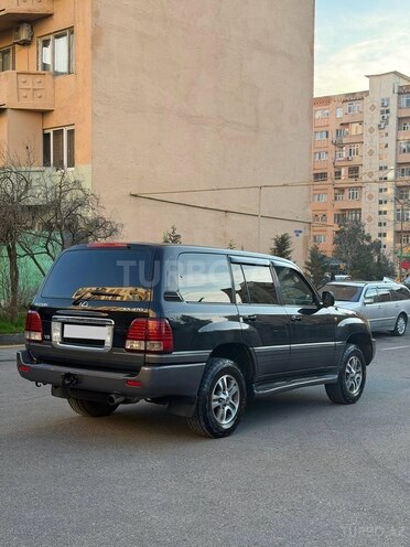Lexus LX 470-11