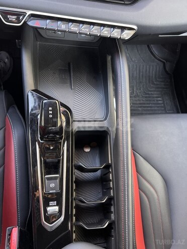 Geely Coolray-13