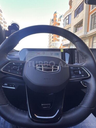 Geely Coolray-12