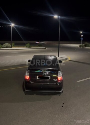 Toyota Prius-2