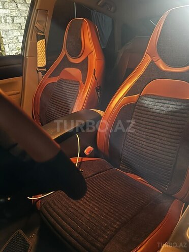Toyota Prius-6