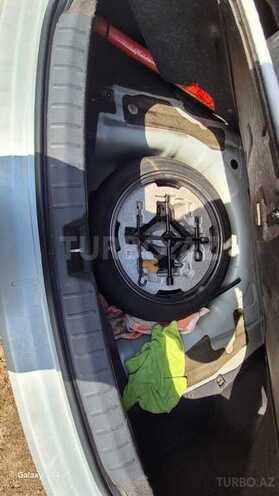 Hyundai i40-3