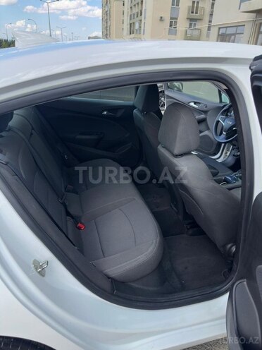 Chevrolet Cruze-7