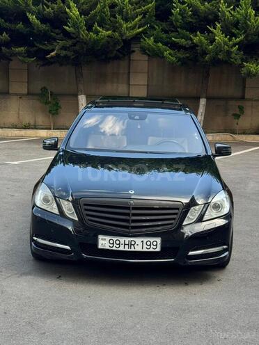 Mercedes E 250-1