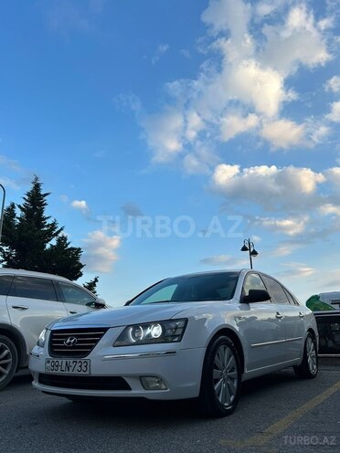 Hyundai Sonata-6