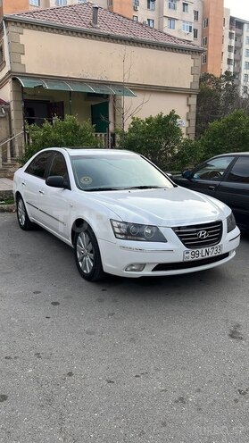 Hyundai Sonata-9