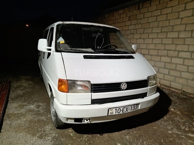 Volkswagen Transporter-3