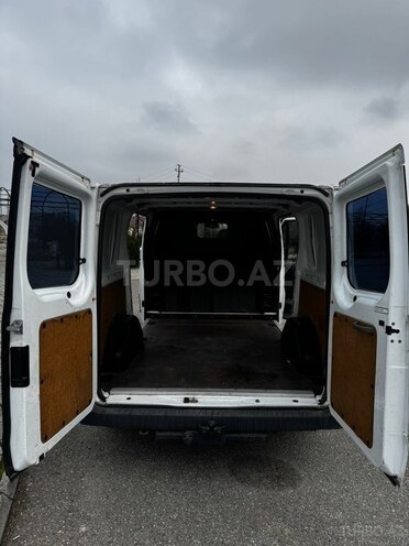 Ford Transit-6