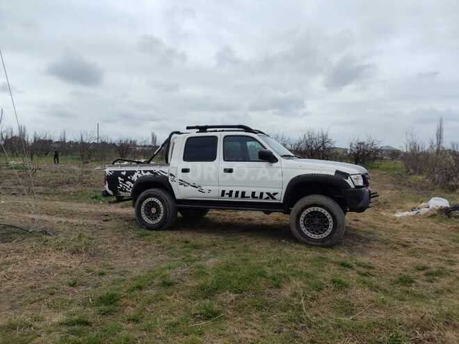 Toyota Hilux-6