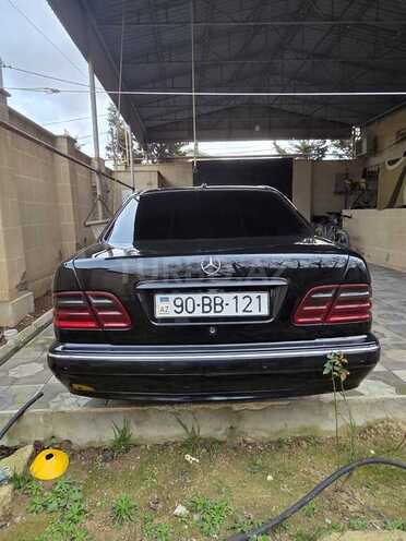 Mercedes E 320-10
