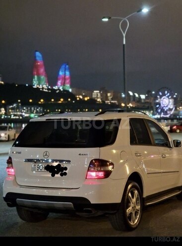 Mercedes ML 350 4MATIC-2