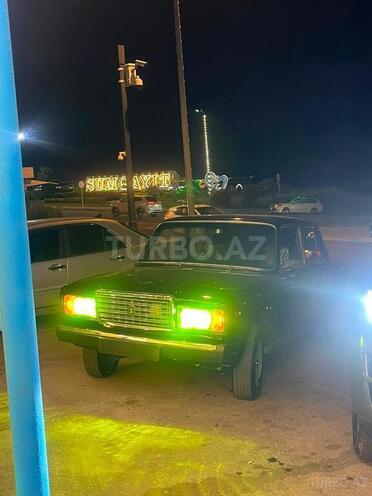 LADA (VAZ) 2107-1