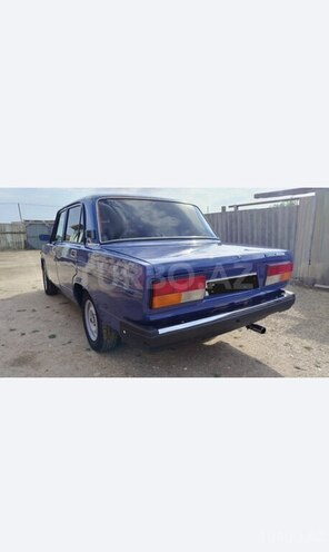 LADA (VAZ) 2107-4