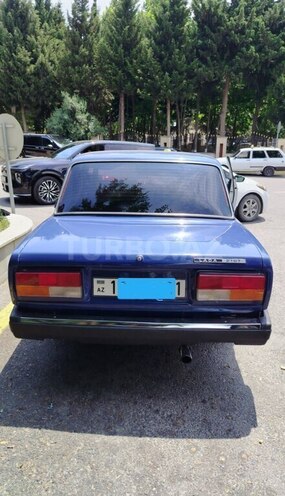 LADA (VAZ) 2107-2