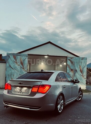 Chevrolet Cruze-8