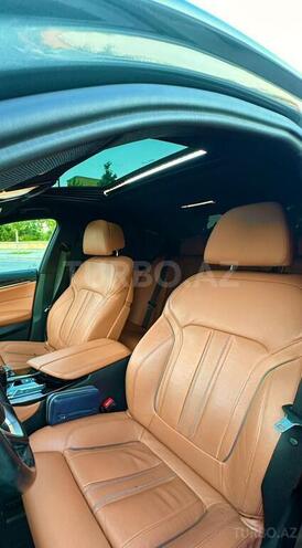 BMW 530-11