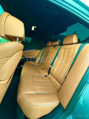 BMW 530-13