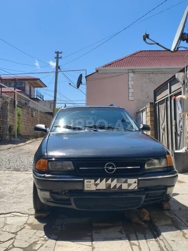 Opel Astra-1