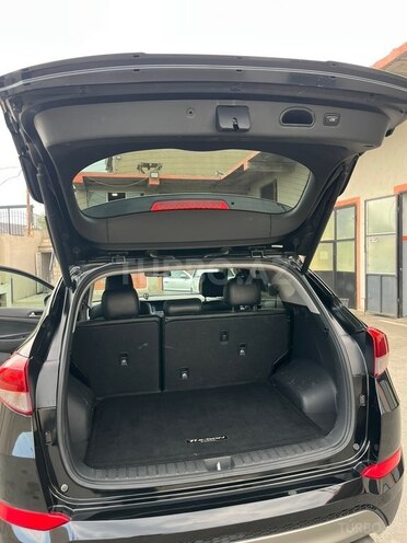 Hyundai Tucson-6