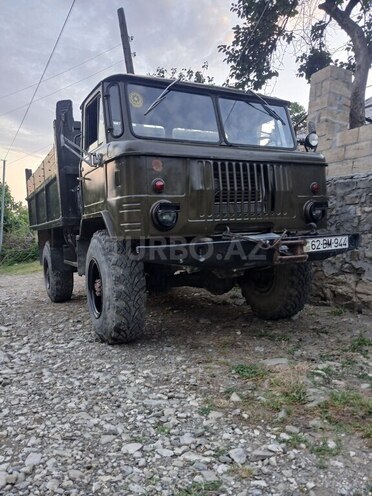 GAZ 66-3