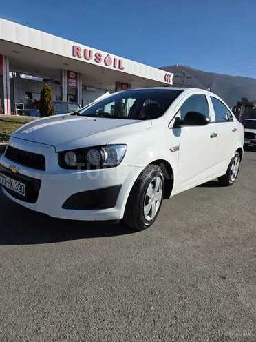 Chevrolet Aveo-1