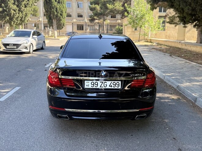 BMW 750-7
