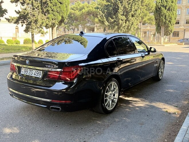 BMW 750-8