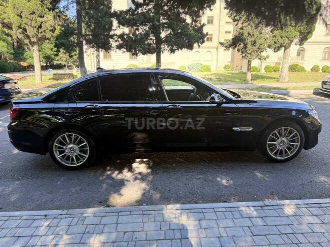 BMW 750-9