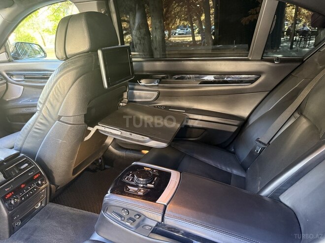 BMW 750-15