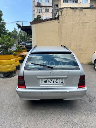 Mercedes C 200-2