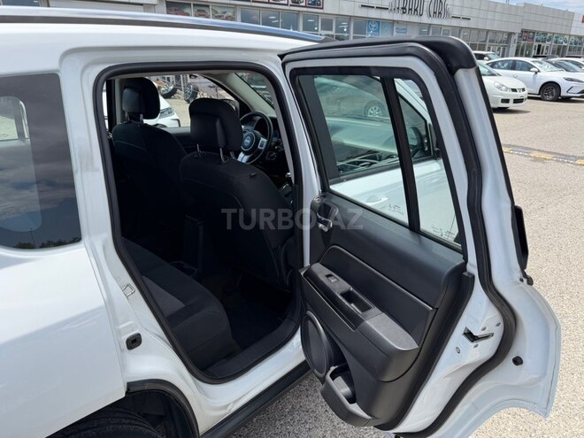Jeep Compass-18