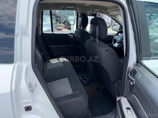 Jeep Compass-19